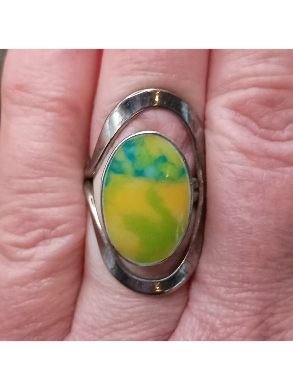 Mexico Sterling Silver OOAK Artisan Ring Yellow Green Composite Art Glass Size 7
